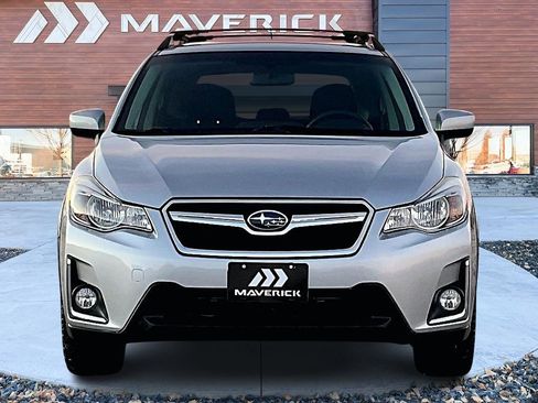 Used 2016 Subaru Crosstrek 2.0i Premium image 2