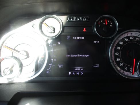 Used 2015 RAM 2500 Lone Star image 29