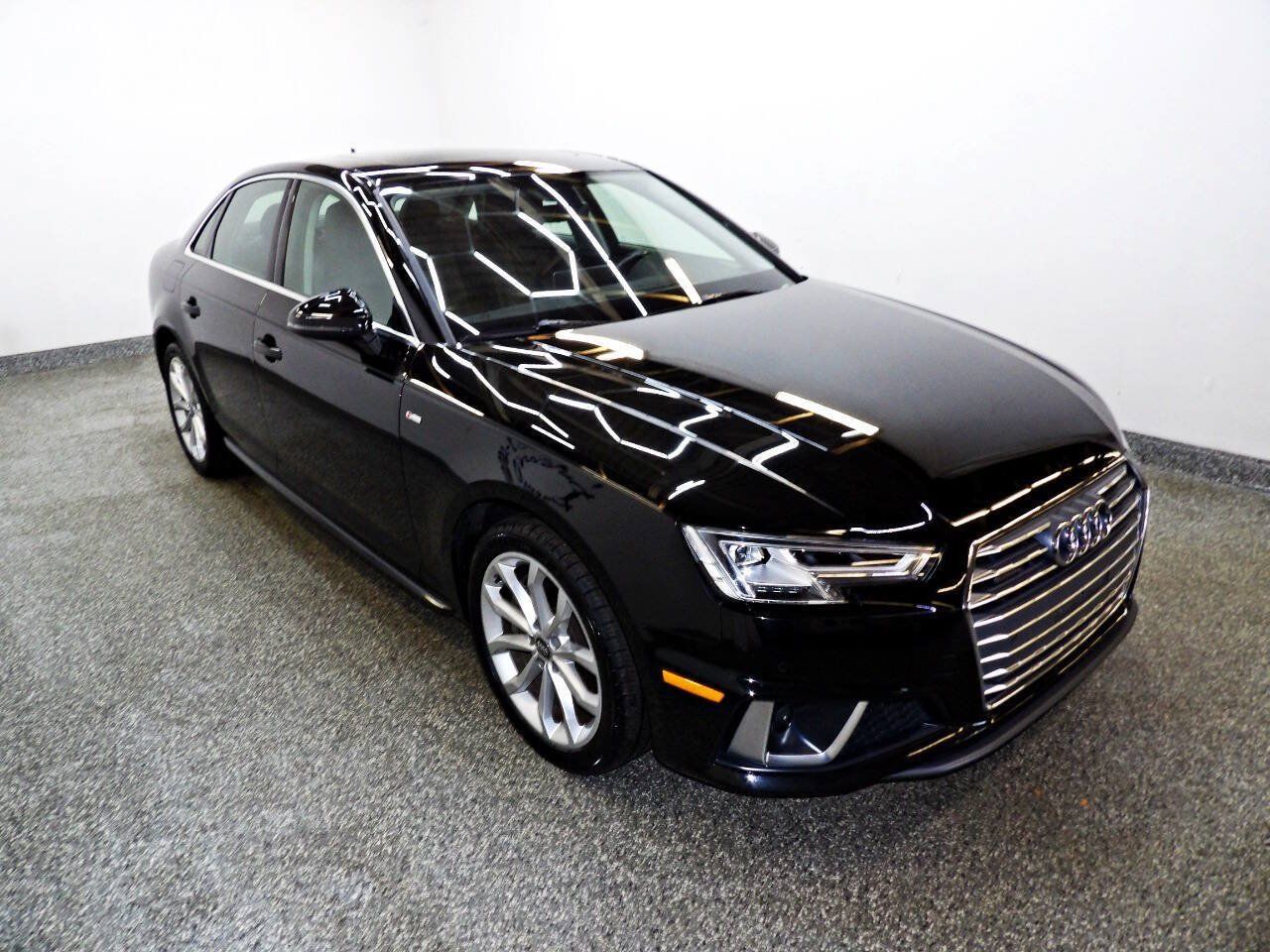 Used 2019 Audi A4 2.0T Premium Plus w/ Premium Plus Package AWD/4WD image 3