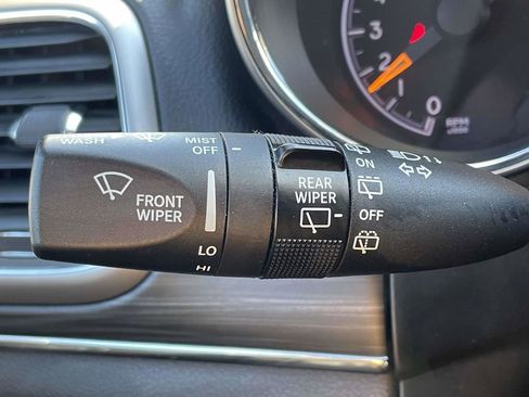 Certified 2021 Jeep Grand Cherokee Limited image 33