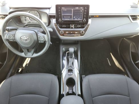Used 2022 Toyota Corolla LE FWD image 30