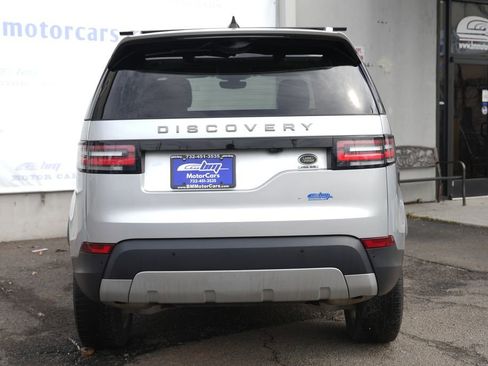 Used 2018 Land Rover Discovery HSE image 6