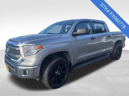 Used 2015 Toyota Tundra SR5 image 3