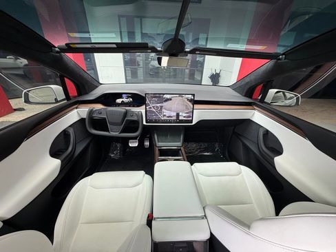 Used 2023 Tesla Model X AWD/4WD image 28