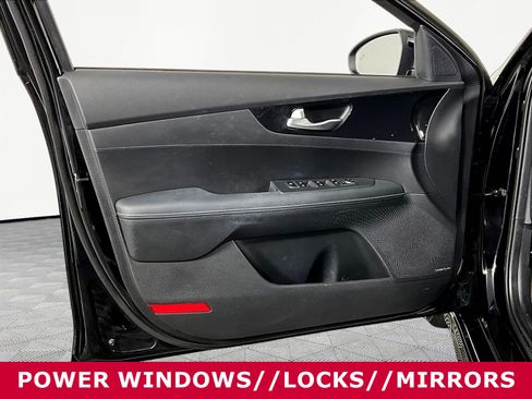 Certified 2023 Kia Forte GT-Line w/ GT-Line Premium Package FWD image 19