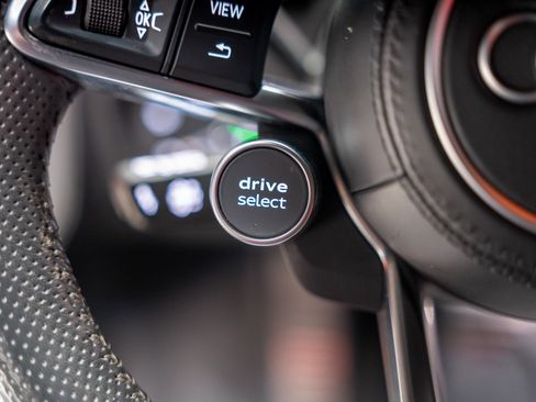 Used 2018 Audi R8 V10 image 44