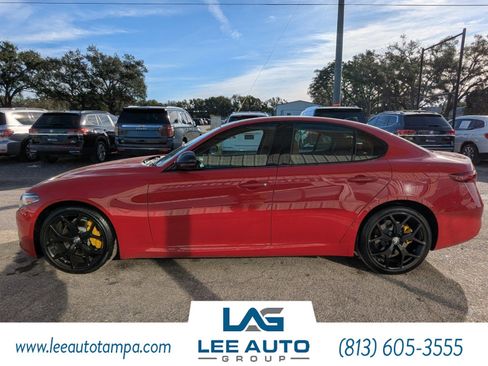 Used 2021 Alfa Romeo Giulia Ti w/ Nero Edizione image 6