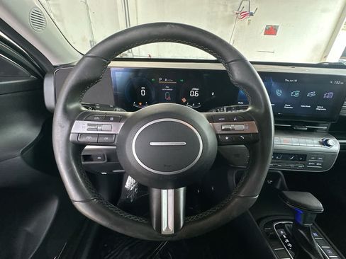Used 2024 Hyundai Kona SEL FWD image 15