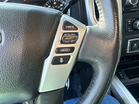 Used 2021 Nissan Titan SV w/ SV Convenience Package AWD/4WD image 34