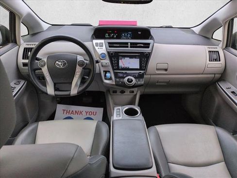 Used 2017 Toyota Prius V Four w/ Carpet Mat Package FWD image 17