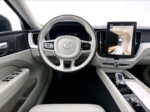 New 2026 Volvo XC60 B5 Ultra w/ Climate Package AWD/4WD image 11