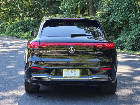Used 2023 Mercedes-Benz EQS 580 4MATIC SUV image 5