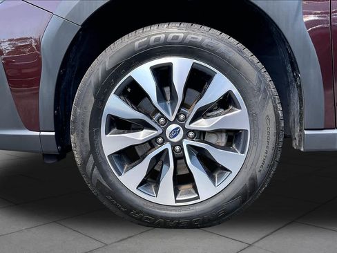 Used 2024 Subaru Outback Touring XT AWD/4WD image 10
