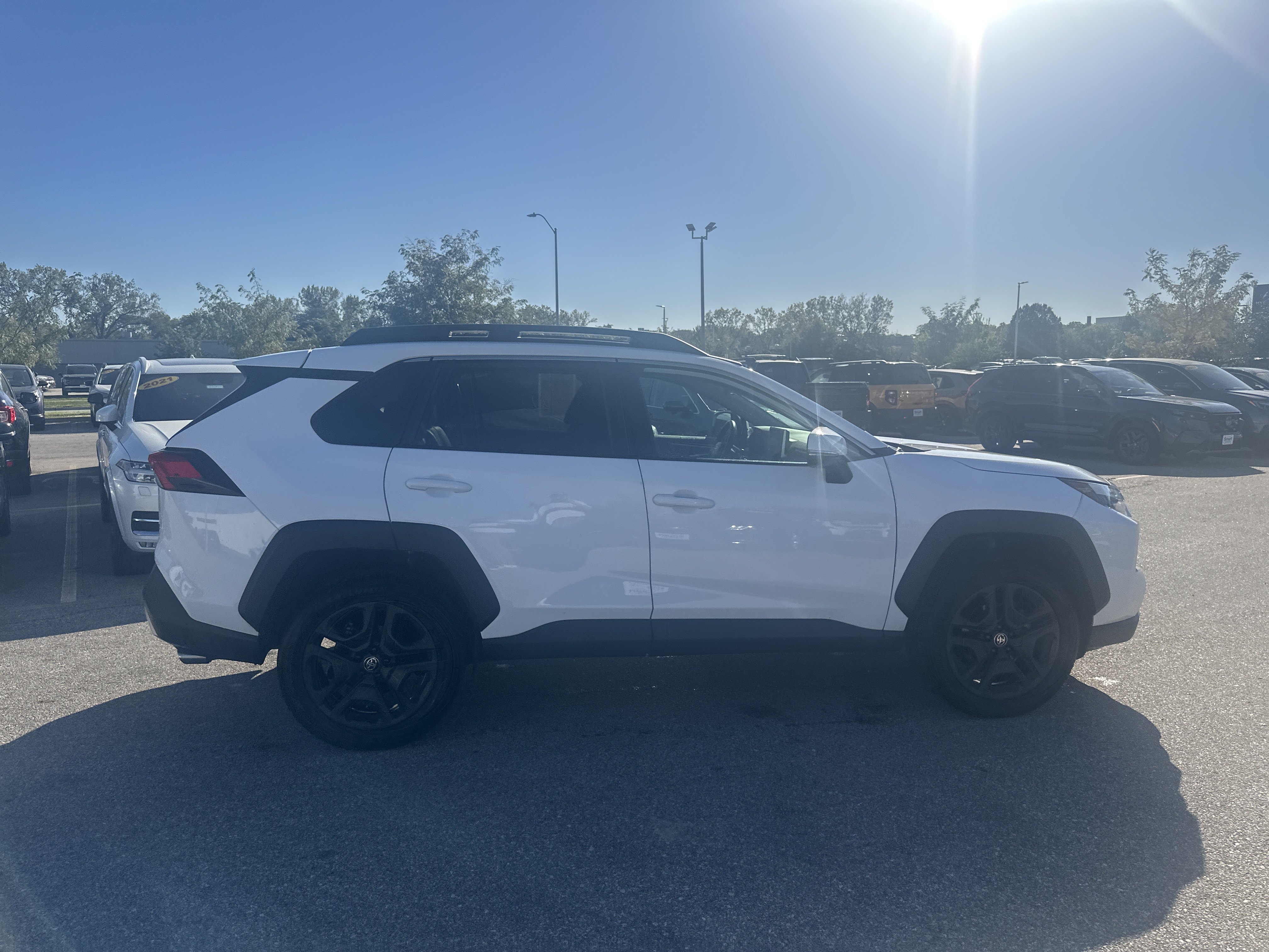Used 2024 Toyota RAV4 Adventure AWD/4WD image 3