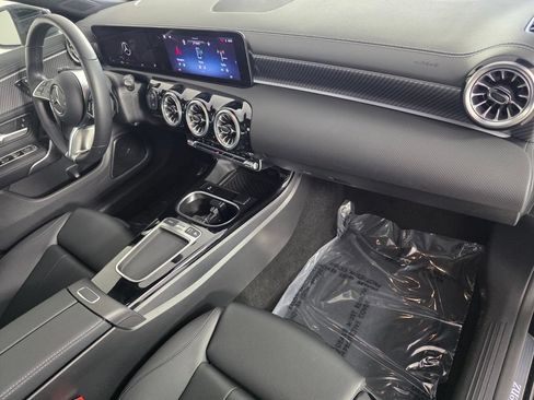 Certified 2025 Mercedes-Benz CLA 250 image 30