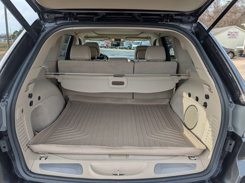 Used 2014 Jeep Grand Cherokee Overland w/ Trailer Tow Group IV image 16