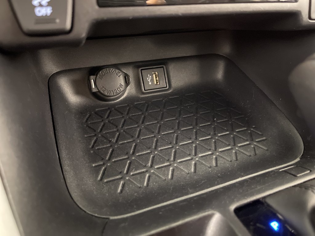 Certified 2025 Toyota RAV4 LE AWD/4WD image 30