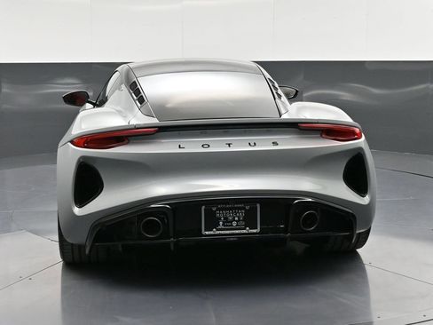 New 2026 Lotus Emira SE image 7