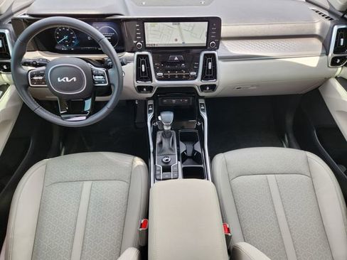 Certified 2023 Kia Sorento SX FWD image 27