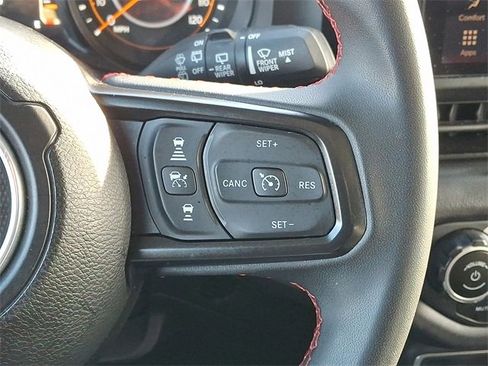 Used 2024 Jeep Wrangler Rubicon image 21