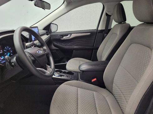 Used 2021 Ford Escape SE image 17