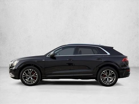 Used 2023 Audi Q8 Premium Plus w/ Premium Plus Package image 2