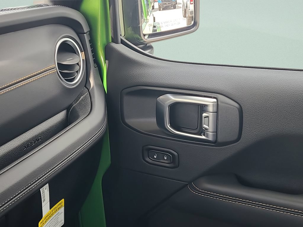New 2026 Jeep Wrangler Unlimited Sahara AWD/4WD image 13