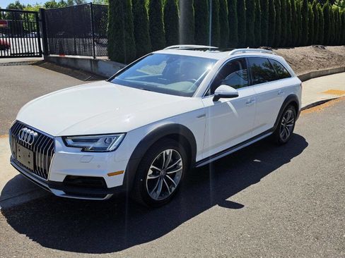 Used 2019 Audi A4 2.0T allroad Premium Plus w/ Premium Plus Package AWD/4WD image 1