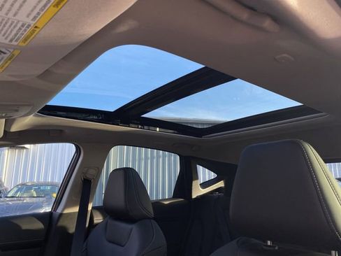 Used 2025 Nissan Murano SL image 7