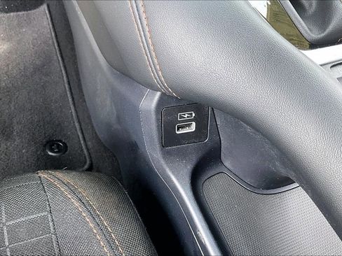 Used 2023 Honda HR-V Sport image 15