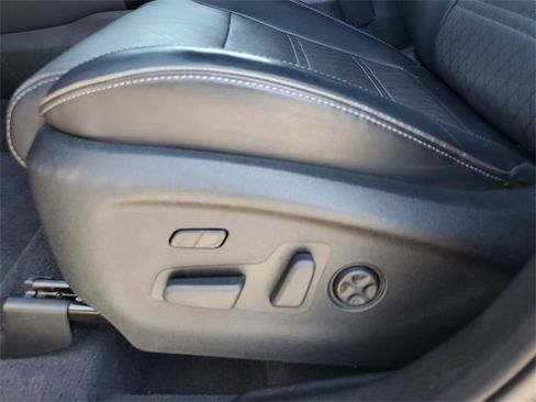 Used 2019 Kia Sorento SX image 20