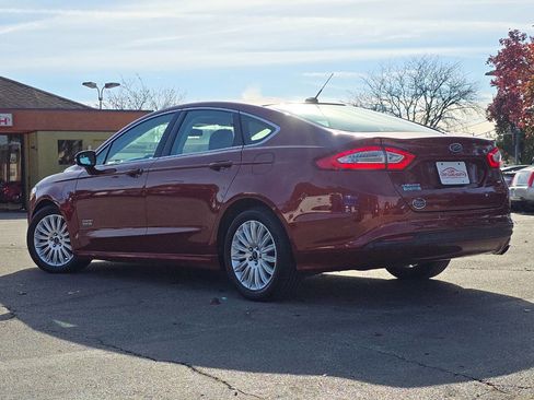 Used 2014 Ford Fusion Energi SE image 11