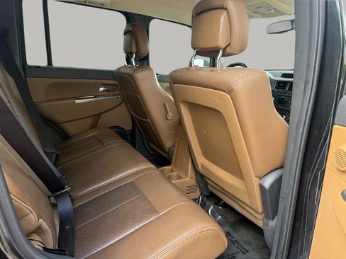 Used 2012 Jeep Liberty Limited RWD image 15