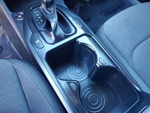 Used 2025 Kia K4 LXS image 26