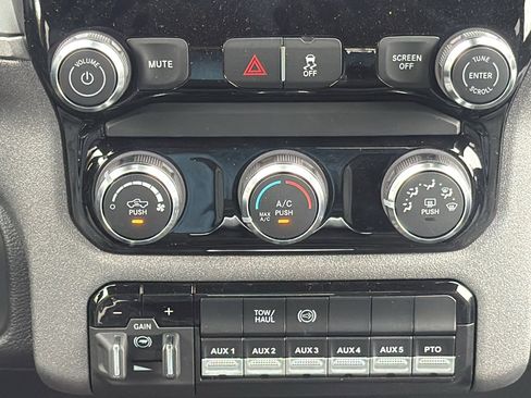 New 2026 RAM 3500 Tradesman image 27