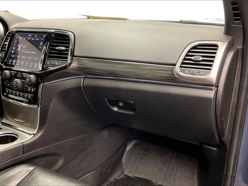 Used 2021 Jeep Grand Cherokee Limited image 15