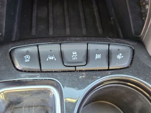Used 2024 Chevrolet TrailBlazer LT w/ LT Cold Weather Package FWD image 26