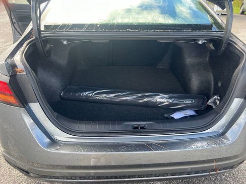 Used 2025 Nissan Altima 2.5 S image 23