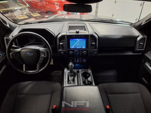 Used 2019 Ford F150 XLT w/ Equipment Group 302A Luxury AWD/4WD image 15
