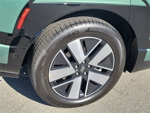 New 2026 Hyundai Ioniq 9 SEL image 23