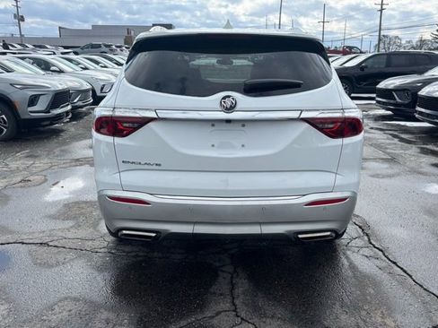 Certified 2023 Buick Enclave Essence image 6
