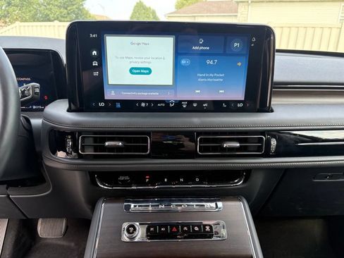 Used 2026 Lincoln Aviator Reserve w/ Luxury Package AWD/4WD image 39