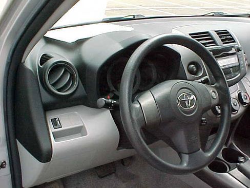 Used 2009 Toyota RAV4 4WD image 19