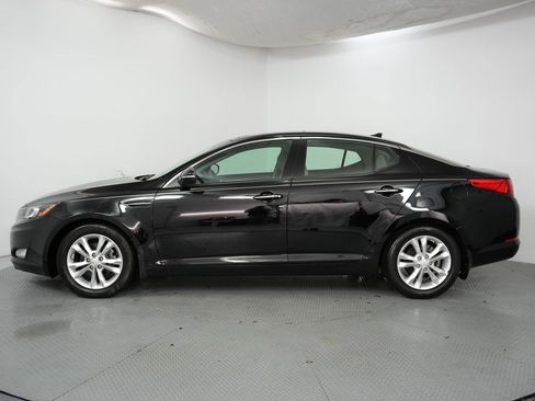 Used 2013 Kia Optima EX w/ Premium Pkg image 4
