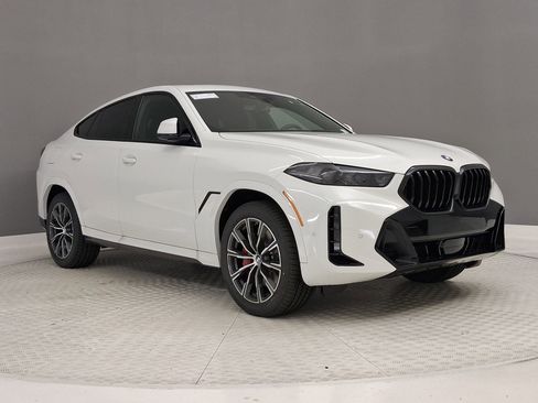 New 2026 BMW X6 xDrive40i image 5