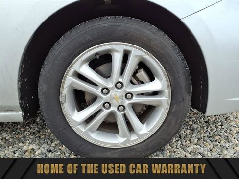 Used 2017 Chevrolet Cruze LT image 11