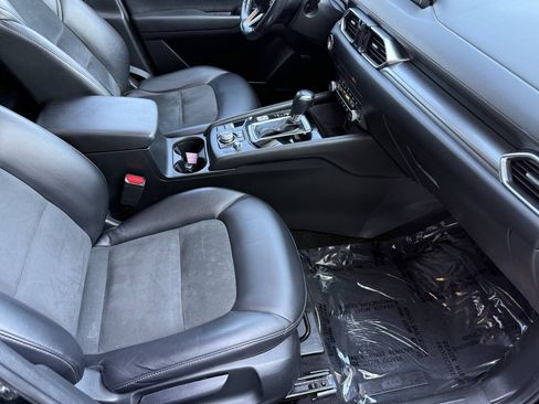 Used 2020 MAZDA CX-5 Touring AWD/4WD image 18