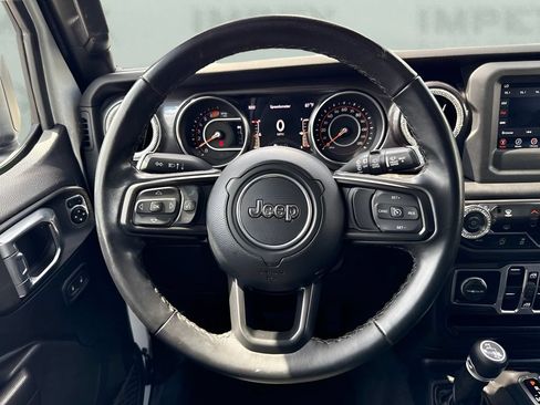 Used 2021 Jeep Wrangler Unlimited Sport AWD/4WD image 12
