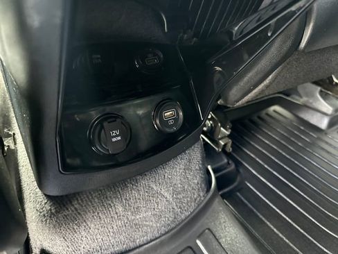 Used 2021 Kia Sorento SX image 26