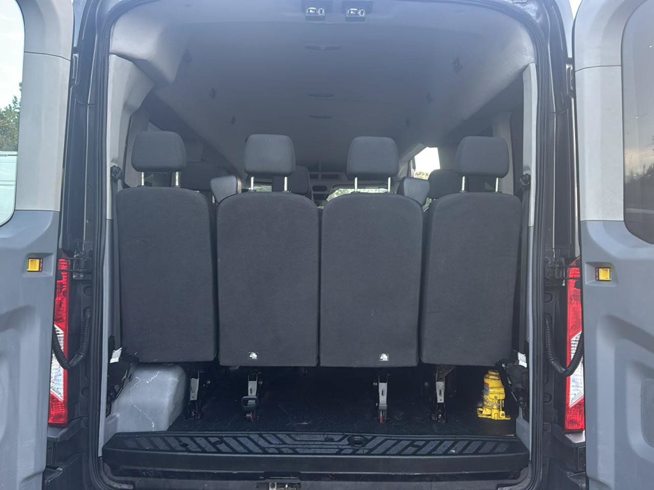 Used 2017 Ford Transit 350 XLT RWD image 24